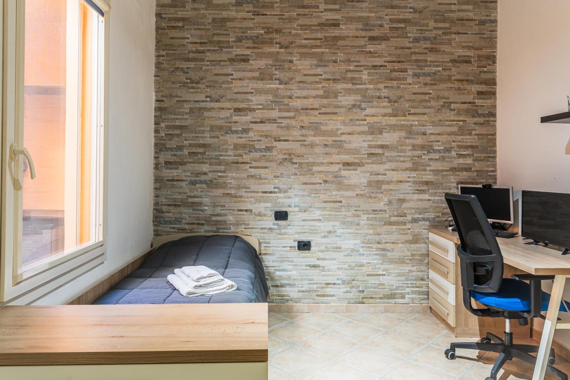 La Casa Di Ryan - Camere - Policlinico - Cittadella Monserrato Εξωτερικό φωτογραφία