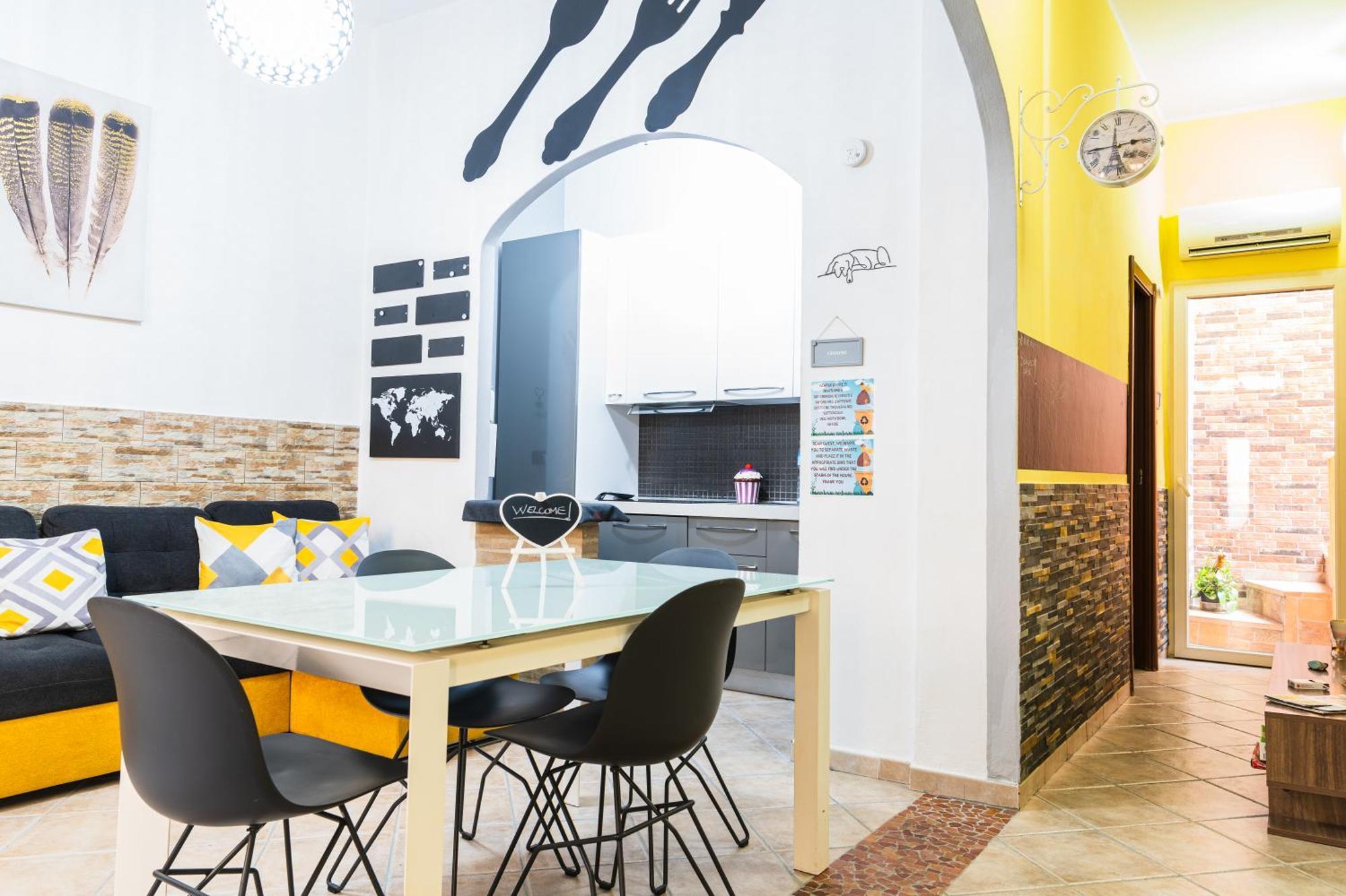 La Casa Di Ryan - Camere - Policlinico - Cittadella Monserrato Εξωτερικό φωτογραφία